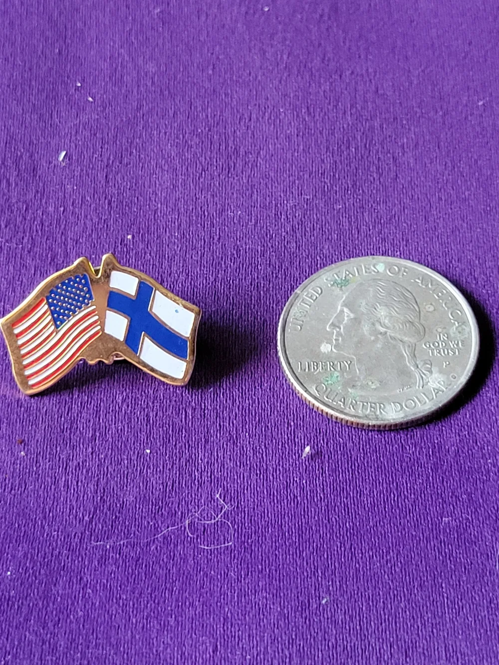 Finland USA Pin Vintage